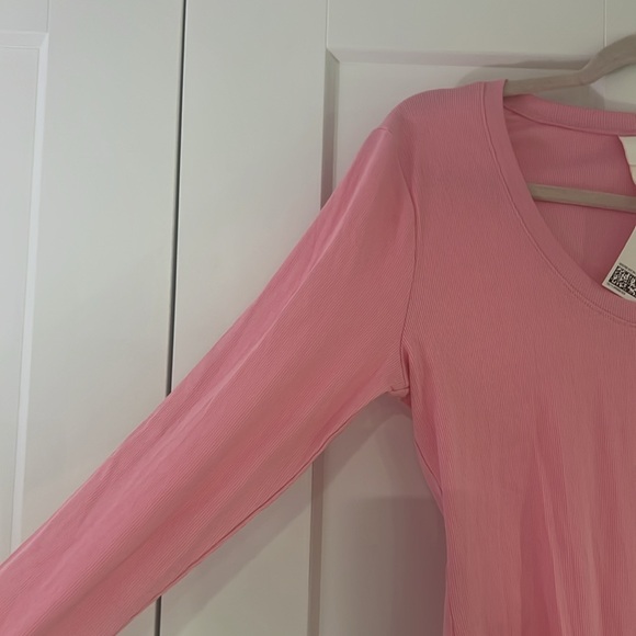 H&M ribbed pink bodysuit - Picture 6 of 8